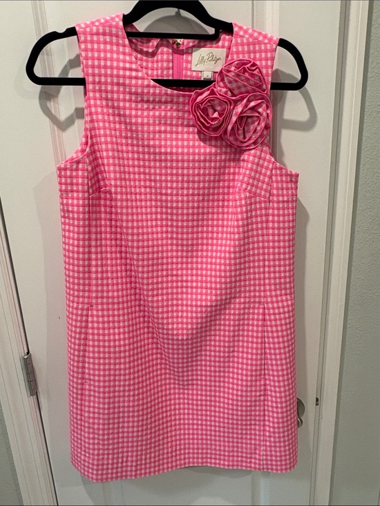 Lilly Pulitzer Dresses & Skirts - Lilly Pulitzer Pink Gingham Sleeveless Shift with Rosette Accents